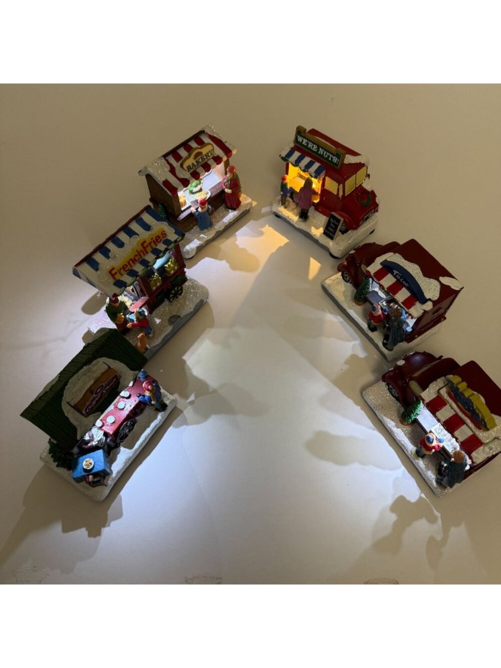 Moments In Time Food Truck LED Lighted Lot of 6 Street Vendor Christmas Village